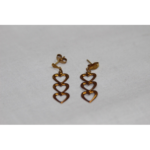 1162 - 9CT GOLD TRIPLE HEART DROP EARRINGS