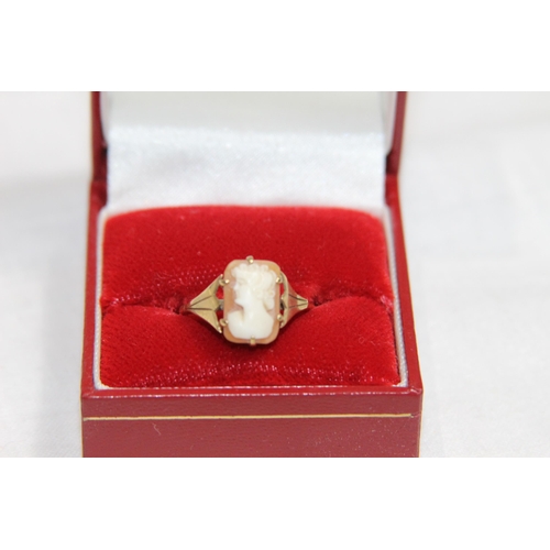 1164 - CAMEO SET 9CT GOLD RING - 1.92G - SIZE N 1/2