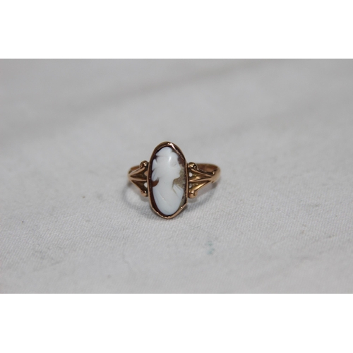 1195 - CHESTER 9CT GOLD ANTIQUE CAMEO RING - 2G - SIZE Q