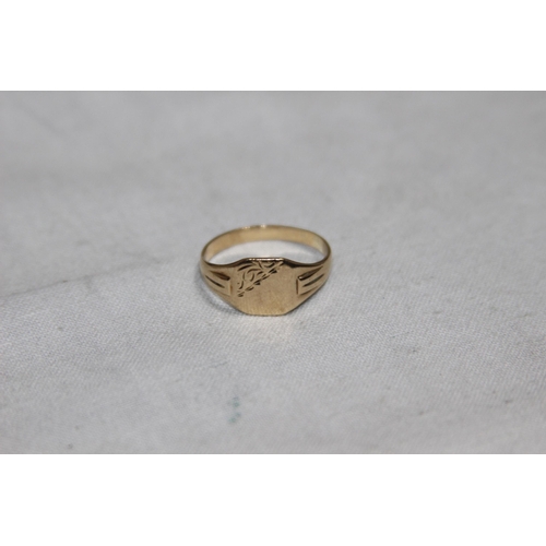 1217 - DEMI BRIGHT-CUT 9CT GOLD SIGNET RING - INSCRIPTION FREE - 1.81G - SIZE N