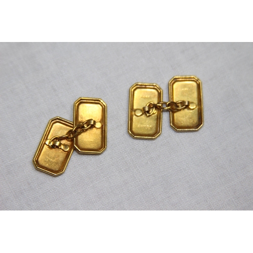 1219 - CASED PAIR OF 9CT GOLD CUFFLINKS - 3G