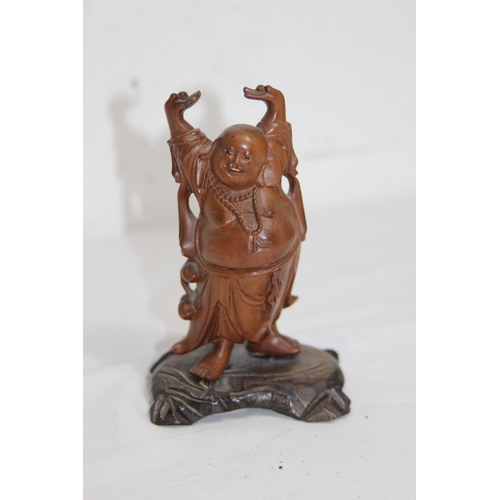 307 - 2 X SOAPSTONE AND 2 X CARVED ORIENTAL FIGURES 
31CM