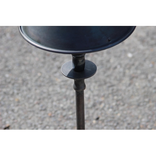 207 - GUNMETAL GREY METAL TABLE LAMP
64CM