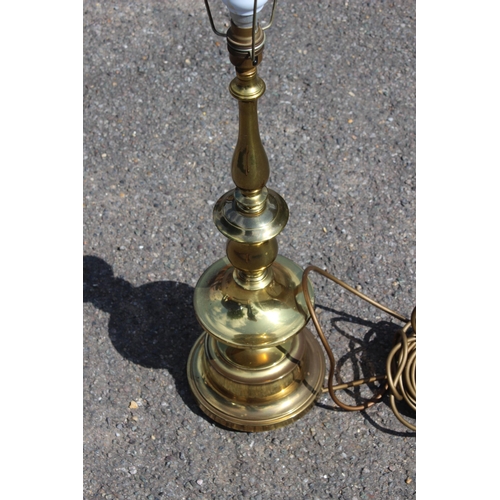 220 - BRASS PILLAR LAMP
76CM