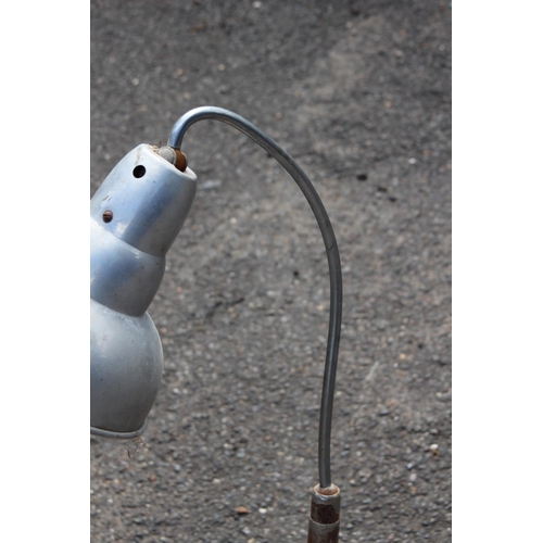 224 - VINTAGE WORK BENCH LAMP
56CM