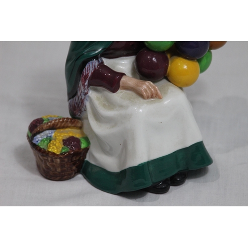 387 - ROYAL DOULTON BALLOON SELLER FIGURINE
19.5CM