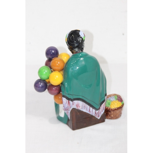 387 - ROYAL DOULTON BALLOON SELLER FIGURINE
19.5CM