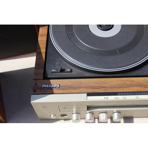 767 - VINTAGE STEREO SYSTEM, VINTAGE TURNTABLE AND PAIR OF SPEAKERS