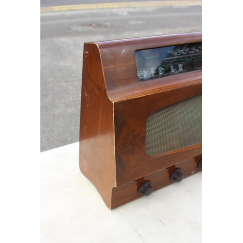 782 - VINTAGE LARGE MURPHY RADIO