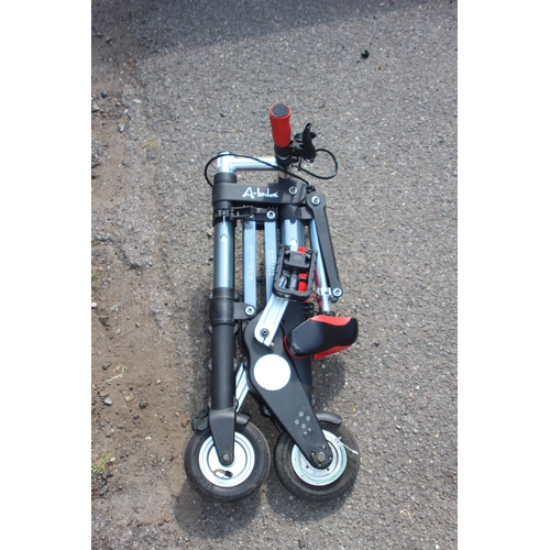 157 - SINCLAIR RESEARCH A BIKE FOLDING BIKE WITH CASE