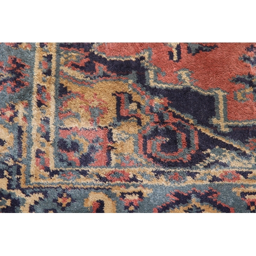 246 - VINTAGE EASTERN RUG
160 X 92CM