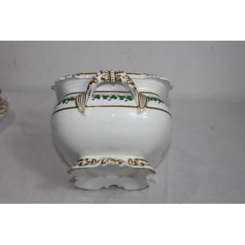 318 - ANTIQUE RARE CHAMBERLAIN WORCESTER TUREEN AND PLATE 
18CM