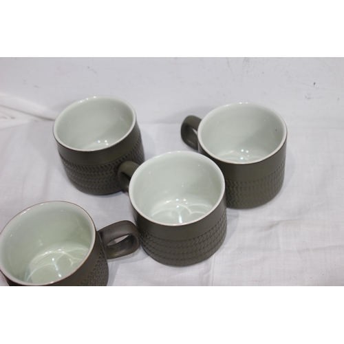 354 - LARGE QUANTITY OF DENBY AND LANGLEY - SOME A/F