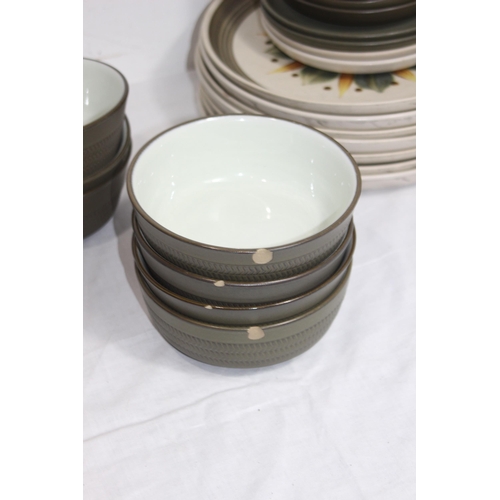 354 - LARGE QUANTITY OF DENBY AND LANGLEY - SOME A/F