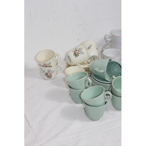 355 - BOX OF VARIOUS VINTAGE CABINET CUPS AND SAUCERS