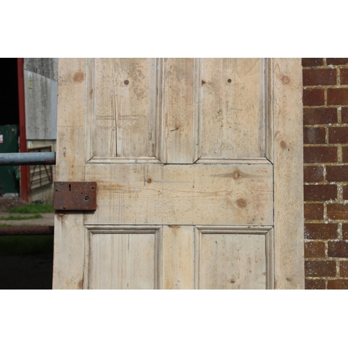 44 - ANTIQUE PINE DOOR
210 X 91CM