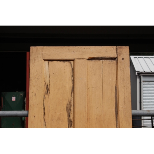 45 - ANTIQUE PINE DOOR 
74 X 194CM