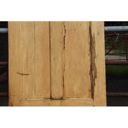 45 - ANTIQUE PINE DOOR 
74 X 194CM