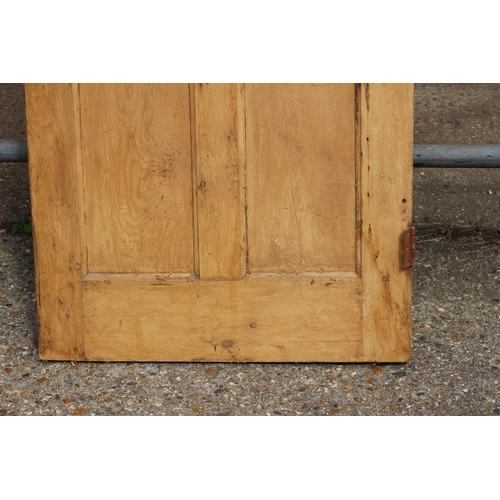 45 - ANTIQUE PINE DOOR 
74 X 194CM