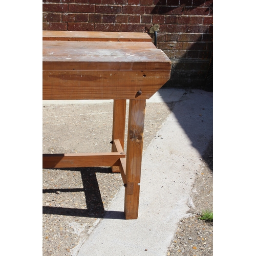 62 - PINE WORK BENCH 
123 X 63 X 100CM