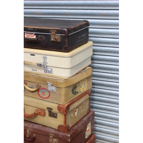 126 - 7 X VINTAGE SUITCASES 
78 X 47 X 24CM