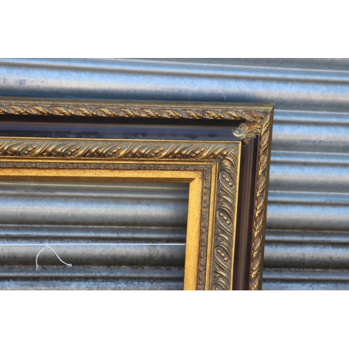 201 - 4 X VINTAGE FRAMES 
106 X 84CM