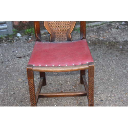 73 - VINTAGE BARLEY TWIST EXTENDING TABLE AND CHAIRS 
148 X 90 X 75CM