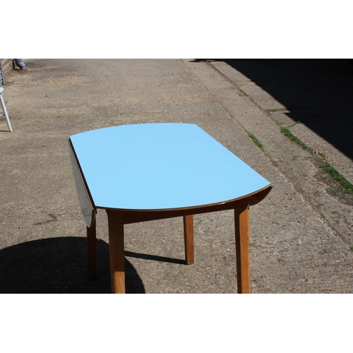 84 - RETRO KITCHENETTE TABLE AND 4 CHAIRS 
100 X 174CM