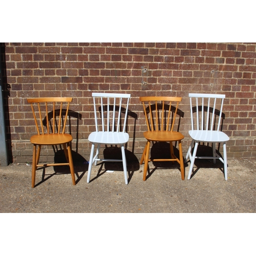 84 - RETRO KITCHENETTE TABLE AND 4 CHAIRS 
100 X 174CM