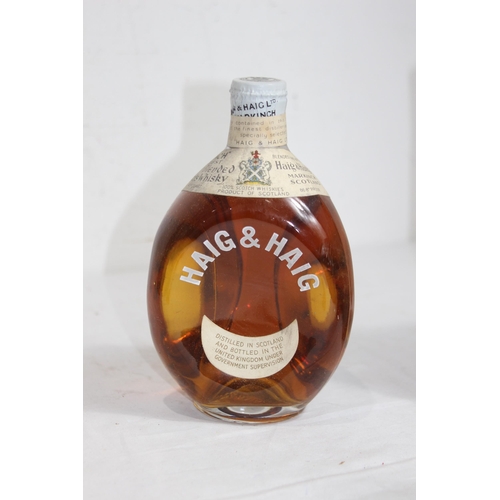 802 - VINTAGE 1950'S HAIG AND HAID DIMPLE SCOTH WHISKEY IN ORGINAL BOX