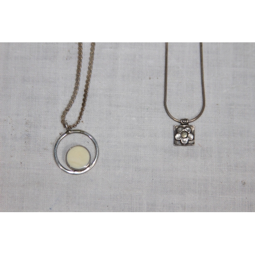 1047 - 2 X SILVER NECKLACES