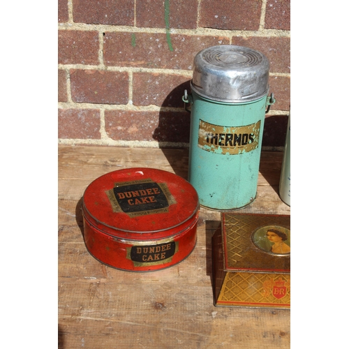 620 - QUANTITY OF VINTAGE TINS