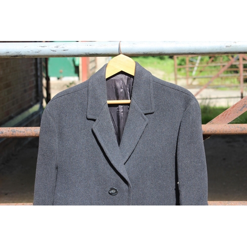 623 - VINTAGE ALL WOOL CROMBIE COAT 
60CM CHEST