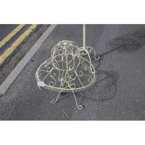 633 - WIRE MANNEQUIN AND HAT STAND 
163CM