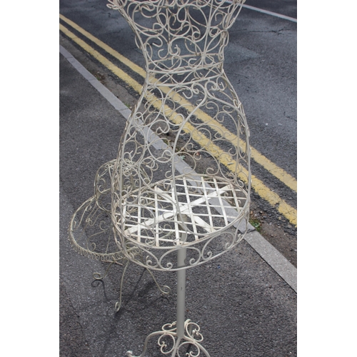 633 - WIRE MANNEQUIN AND HAT STAND 
163CM