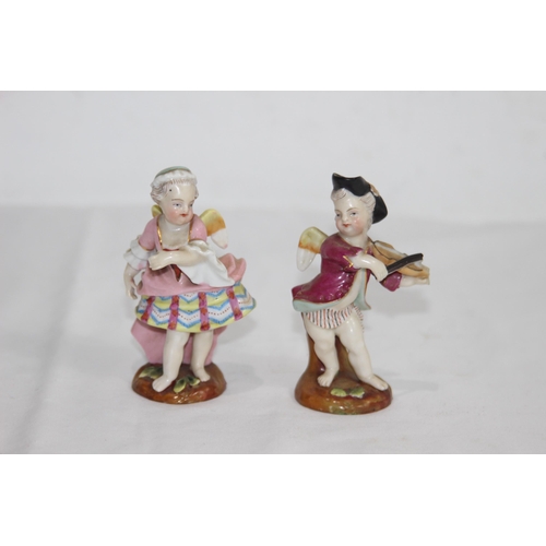 854 - 12 X  ANTIQUE MEISSEN STYLE FIGURES - COUPLE A/F ON WINGS 
9CM