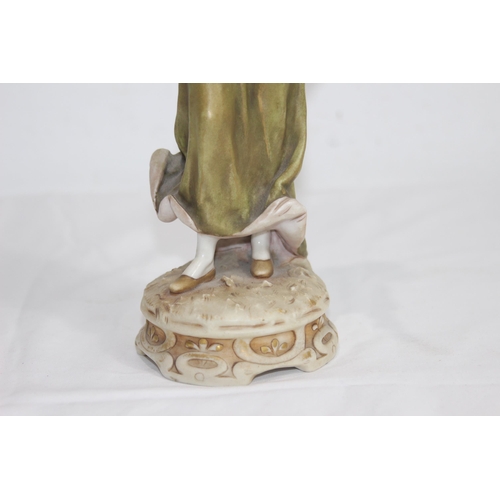 863 - 2 X ROYAL DUX FIGURINES 
28.5CM