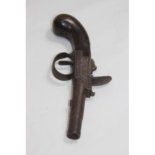 877 - ANTIQUE SEGALAS LONDON FLINT LOCK PISTOL - NEEDS RESTORATION 
16CM