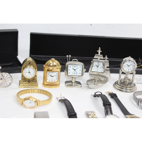 879 - QUANTITY OF WATCHES AND NOVELTY CLOCKS