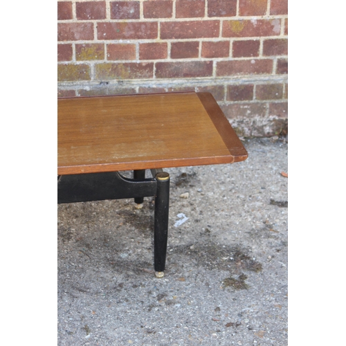 92 - E GOMME G PLAN COFFEE TABLE 
137 X 49 X 40CM