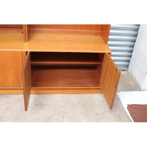 94 - FRESCO GPLAN WALL UNIT 
85 X 46 X 146CM