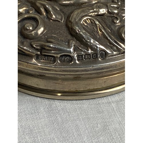 1059 - BIRD EMBOSSED FILLED SILVER TOPPED CUT GLASS BOWL, LID GROSS WEIGHT 96G - BIRMINGHAM 1977