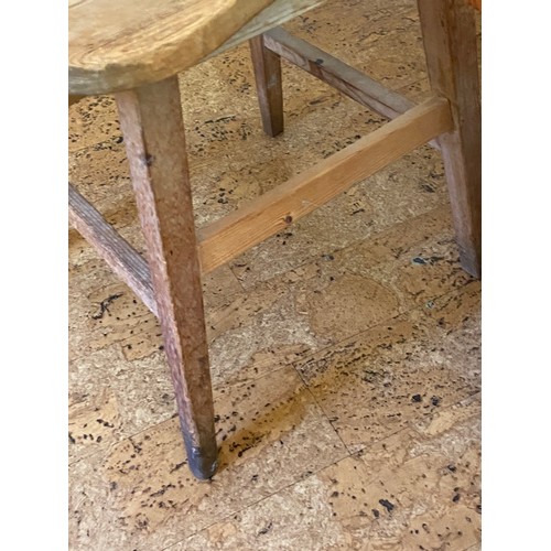 113 - VINTAGE PINE TABLE AND CHAIR 
38 X 40 X 87CM