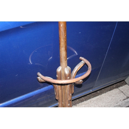 109 - VINTAGE HALF HAT STAND 
196CM