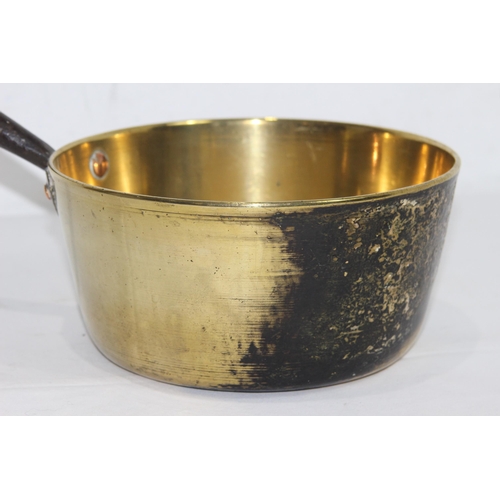 409 - VINTAGE HEAVY BRASS SAUCEPAN 
44CM