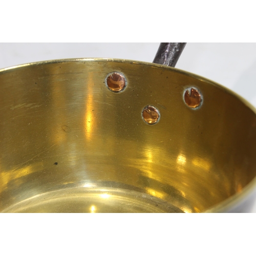 409 - VINTAGE HEAVY BRASS SAUCEPAN 
44CM