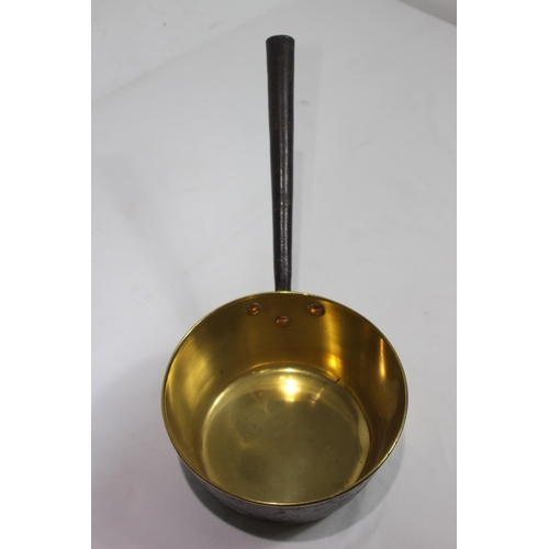 409 - VINTAGE HEAVY BRASS SAUCEPAN 
44CM