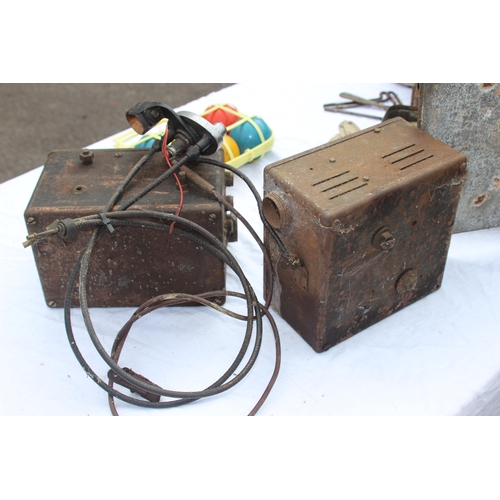 417 - 2 X VINTAGE CAMPING STOVES AND OTHER ITEMS