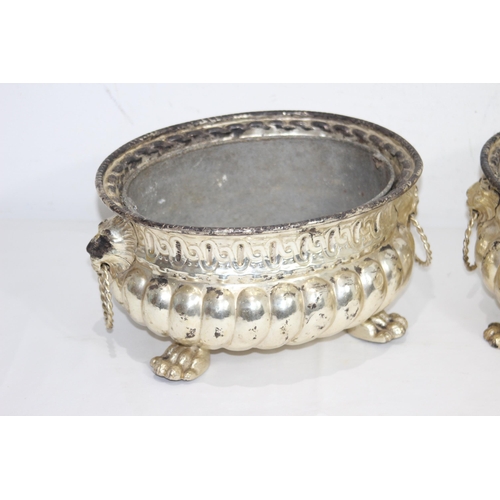 443 - PAIR OF VINTAGE METAL PLANTERS
27 X 14CM