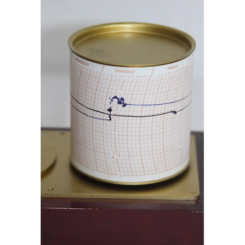 504 - VINTAGE GERMAN BAROGRAPH